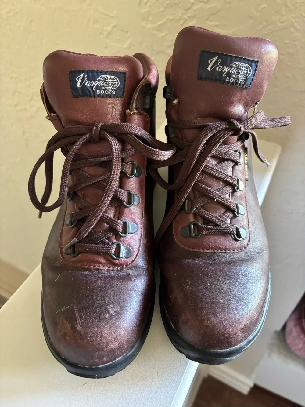 Womens VASQUE Sundowner GTX Leather Waterproof Hiking Boots / Size 9.5 Medium